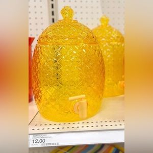 Pineapple Beverage Dispenser